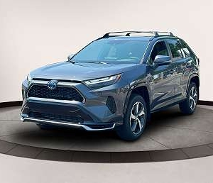 New 2024 Toyota RAV4 SE